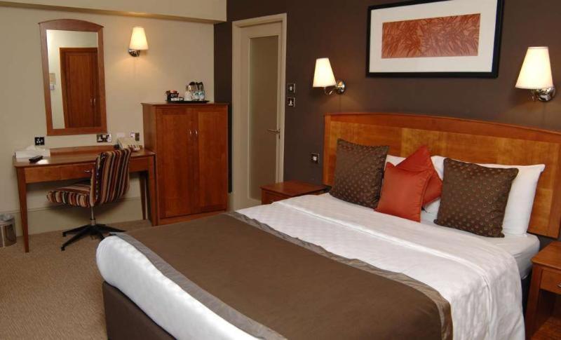 Strathallan Hotel, Bw Signature Collection 4* Birmingham